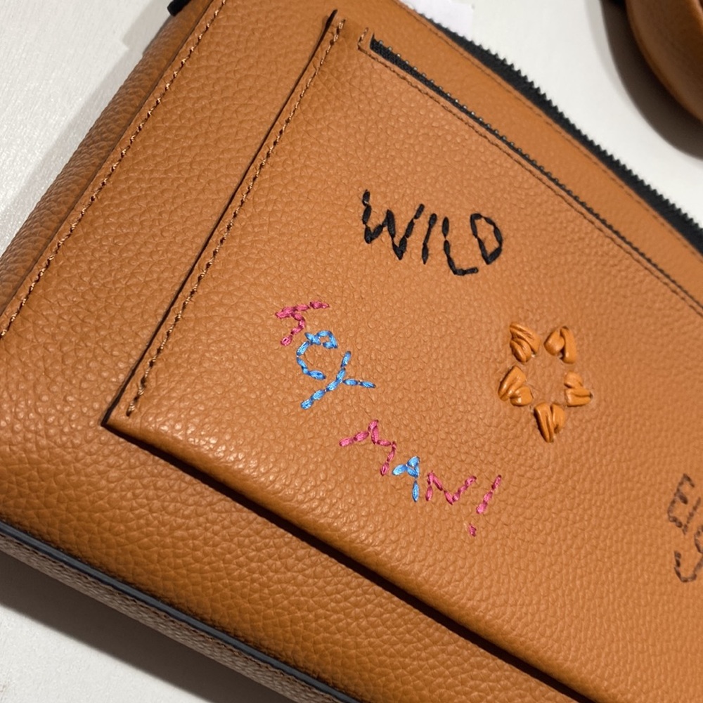 Coach Holden Crossbody With Two Diary Embroidery Coin Purse and Bag Detachable - Picture 6 of 10